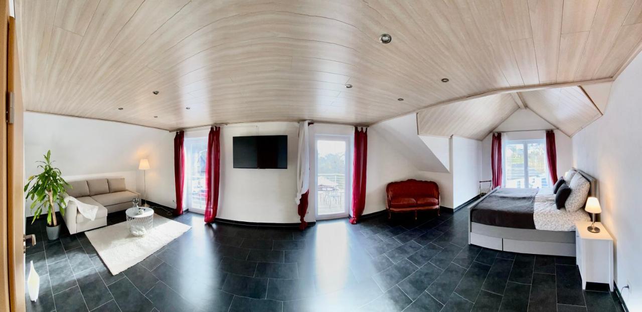 פרוידנברג Moderne Ferienwohnung Seeblick מראה חיצוני תמונה
